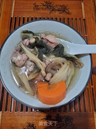 猪骨煲菜干的做法
