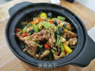 紫苏牛蛙煲的做法