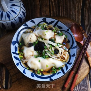 蚝油馄饨汤面的做法