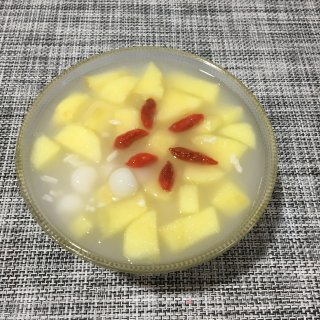 酒酿苹果煮圆子的做法