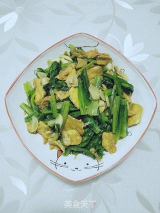 油麦菜炒鸡蛋的做法