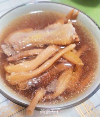 鸭骨黄花菜汤的做法