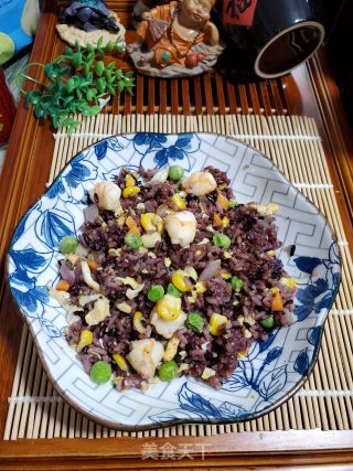 时蔬虾仁炒紫米饭的做法