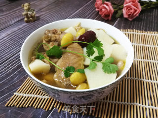 白果山药炖土鸡的做法