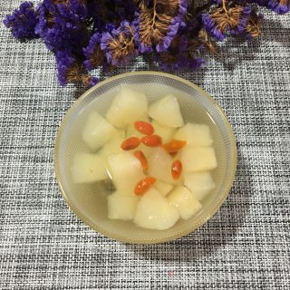 冰糖雪梨汤的做法