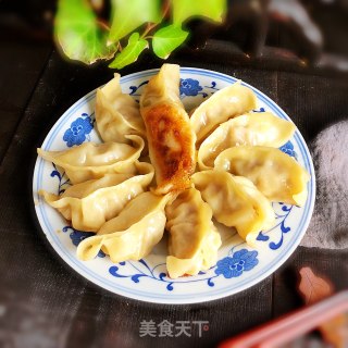 酸菜煎饺的做法