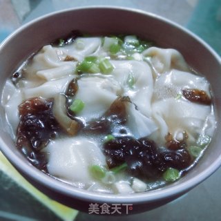 鸡肉香菇馄饨的做法