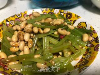 凉拌黄豆芹菜的做法