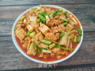 鸡肉蒜苗烧豆腐的做法