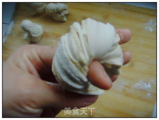 芝麻酱花卷的做法步骤：8