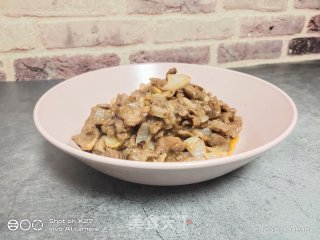 豆瓣洋葱炒牛肉的做法
