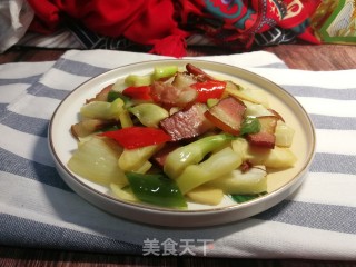 茴香球炒腊肉的做法