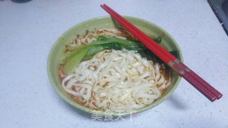 快手酸辣面的做法