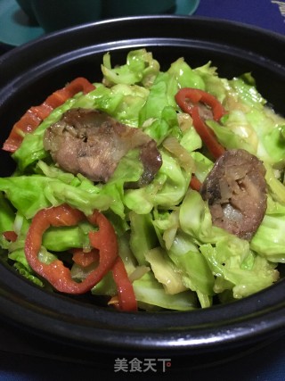 “腊味”腊肠炒圆白菜的做法