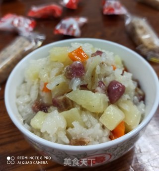 土豆腊肠焖饭的做法
