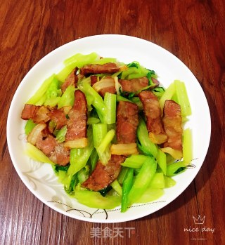腊肉炒青菜的做法