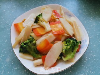 三色素小炒的做法