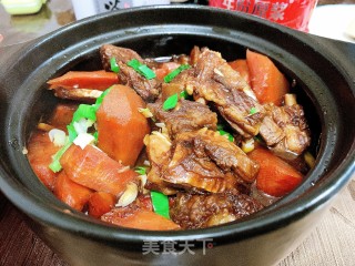 胡萝卜烧羊排的做法