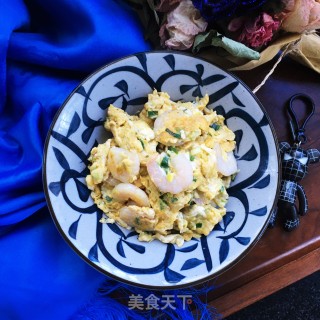 青蒜虾仁滑蛋的做法