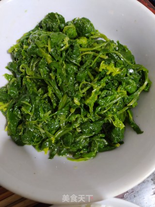凉芹菜叶的做法