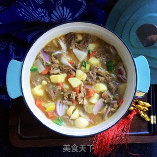 咖喱土豆炖牛腩的做法