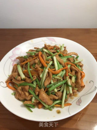鸡丝炒虫草花的做法