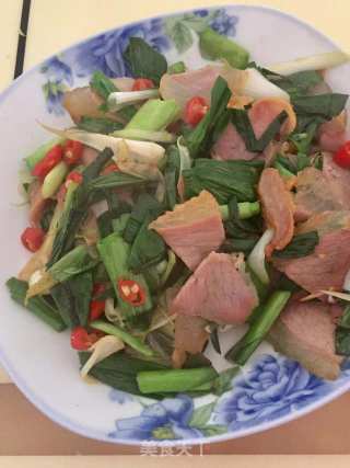 腊肉炒青蒜的做法
