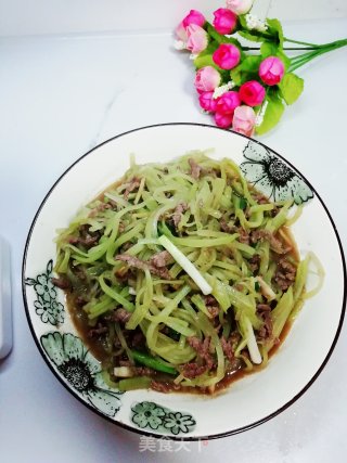 牛肉炒莴笋丝的做法