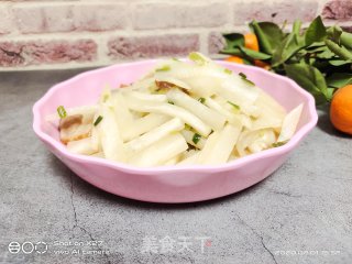 五花肉片烧萝卜段的做法