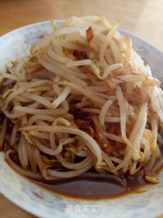 甜面酱炒豆芽的做法