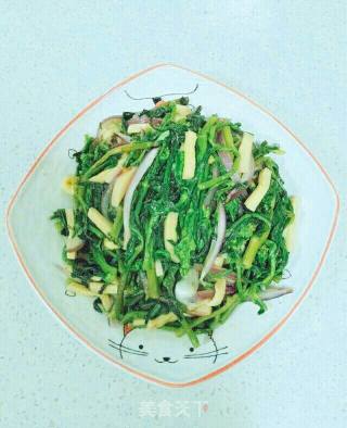 杏鲍菇炒橄榄菜的做法