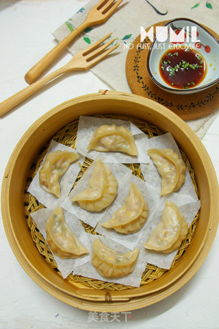 白菜猪肉蒸饺的做法