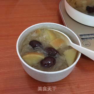 红枣苹果银耳汤的做法
