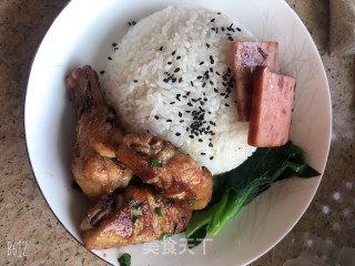 鸡翅火腿饭的做法