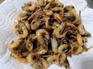 煎小虾的做法