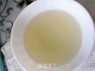 宝宝辅食8个月—梨水的做法