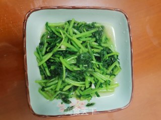 清炒茼蒿菜的做法