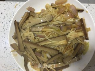 金针菇炒豆干的做法