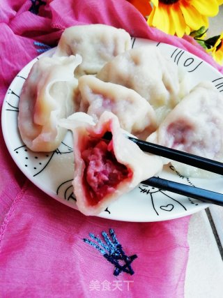 紫萝卜猪肉馅饺子的做法