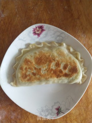 韭菜鸡蛋盒子的做法
