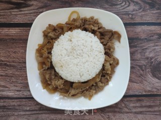吉野家牛肉饭的做法