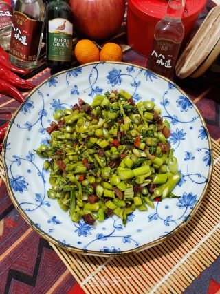 腊味炒辣菜的做法