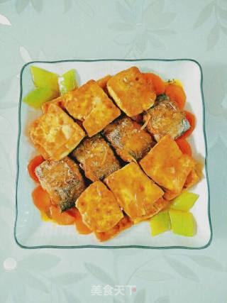 茄汁带鱼焖豆腐的做法