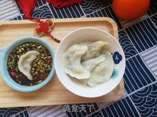 韭菜香菇鸡蛋饺的做法