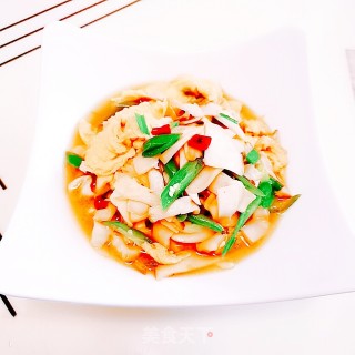 杏鲍菇炒鸡蛋的做法