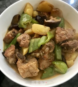 黄焖排骨的做法