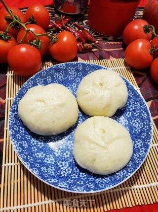 梅菜干卤肉包子的做法