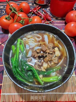 卤肉河粉的做法