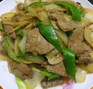 洋葱炒猪肝的做法