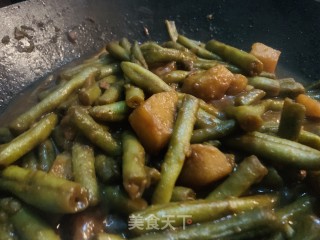 高营养的蔬菜 ——（家庭版）土豆烧芸豆的做法